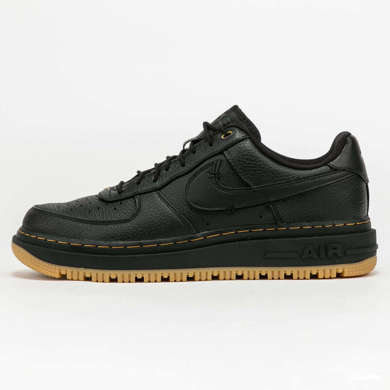 Pánské zimní boty Nike Air Force 1 Luxe Black/ Black-Bucktan-Gum Yellow