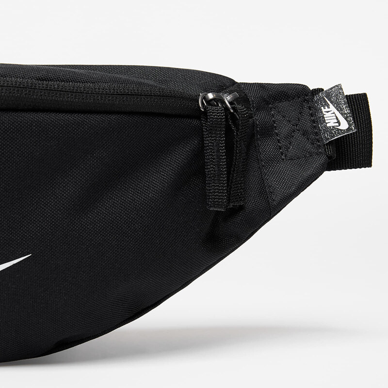 Ledvinka Nike Heritage Waistpack Black/ Black/ White