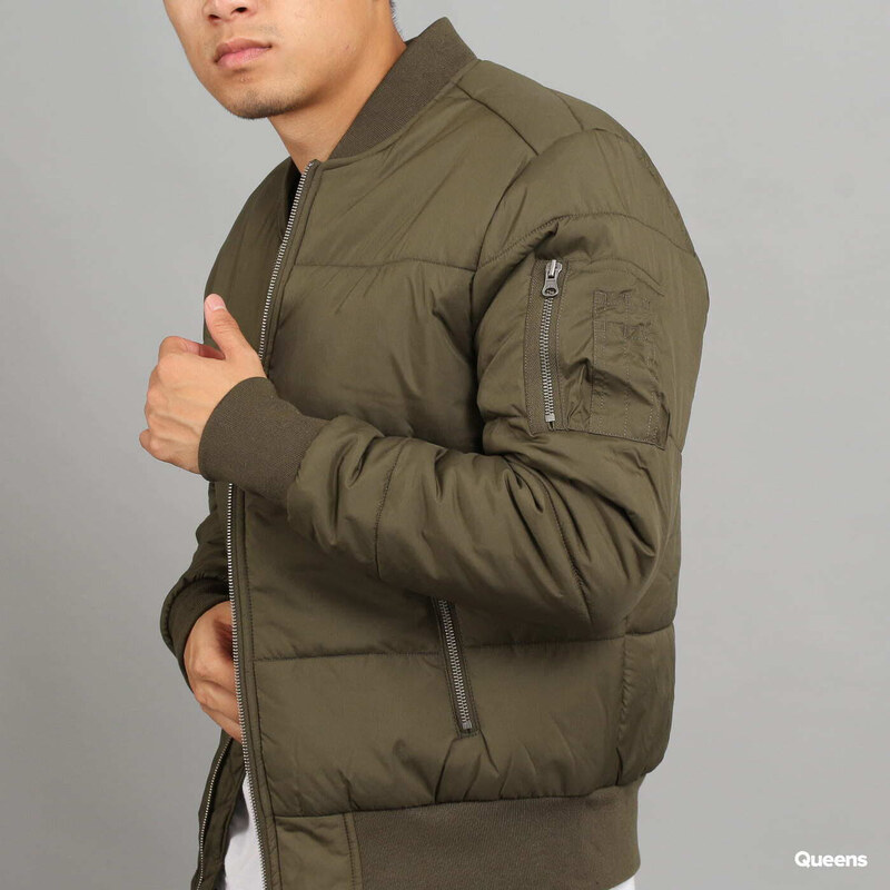 Pánský bomber Urban Classics Basic Quilt Bomber Jacket Olive