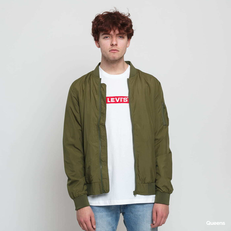 Pánský bomber Urban Classics Light Bomber Jacket Olive