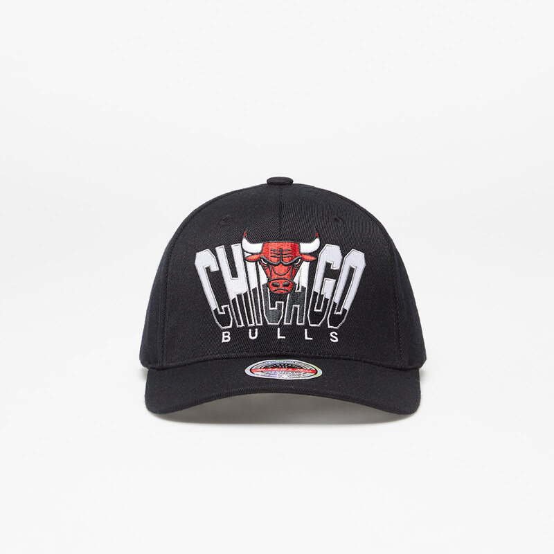 Kšiltovka Mitchell & Ness NBA Retrodome Classic Red Chicago Bulls Black