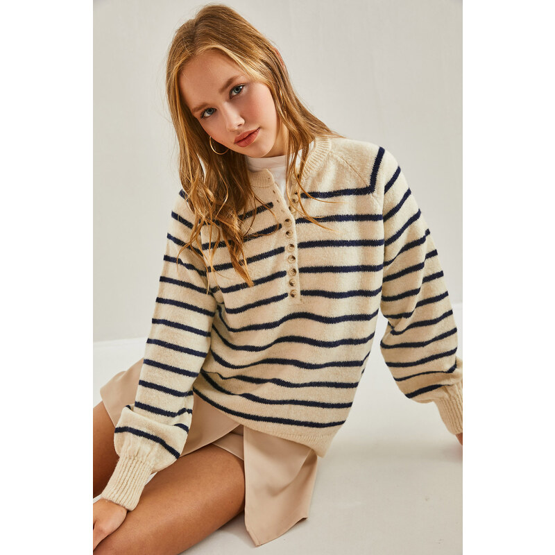 Bianco Lucci Women's Buttonhole Turtleneck Striped Knitwear Sweater