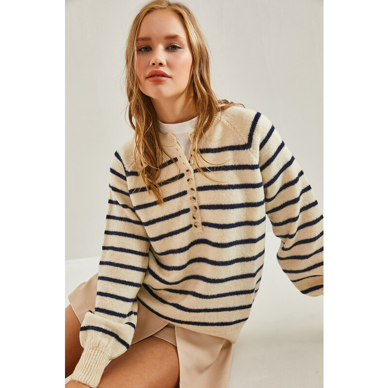 Bianco Lucci Women's Buttonhole Turtleneck Striped Knitwear Sweater