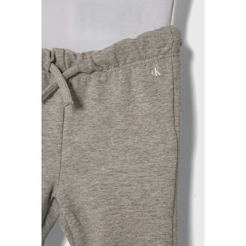 Kojenecká tepláková souprava Calvin Klein Jeans šedá barva