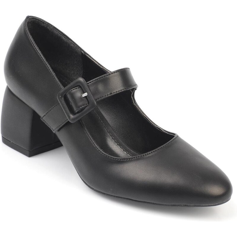 Capone Outfitters Capone Round Toe Women's Buckle Mid Heel Shoes.