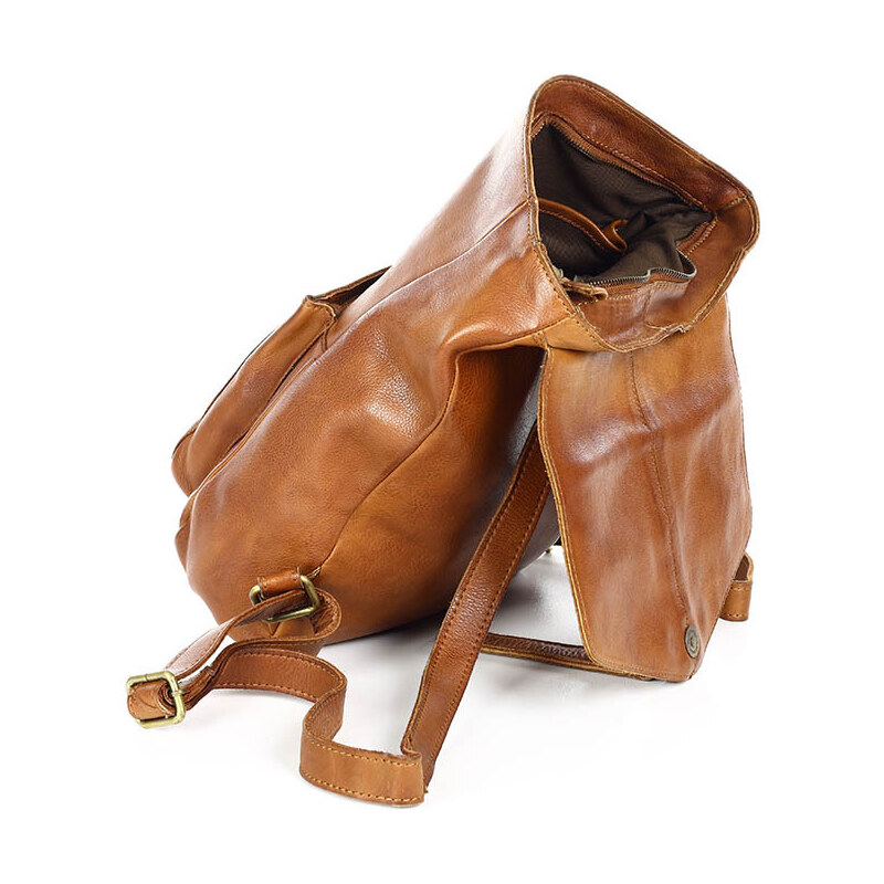 Dámský kožený batoh A4 MARCO Kabelky od Hraběnky; koňak