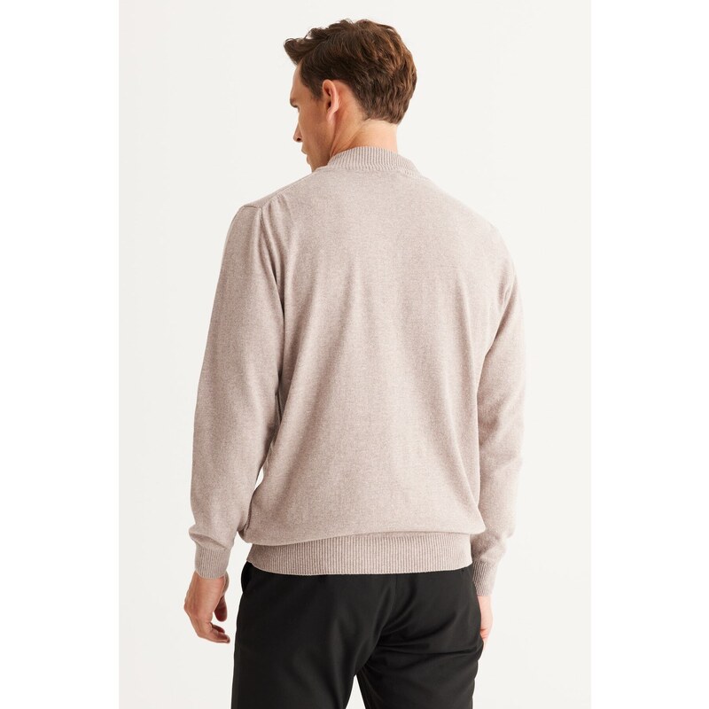 ALTINYILDIZ CLASSICS Men's Mink Standard Fit Normal Cut Half Turtleneck Cotton Knitwear Sweater.