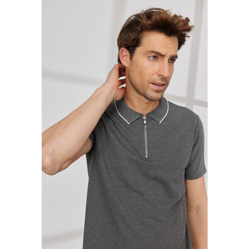 ALTINYILDIZ CLASSICS Men's Anthracite Slim Fit Slim Fit Polo Neck Jacquard T-Shirt.