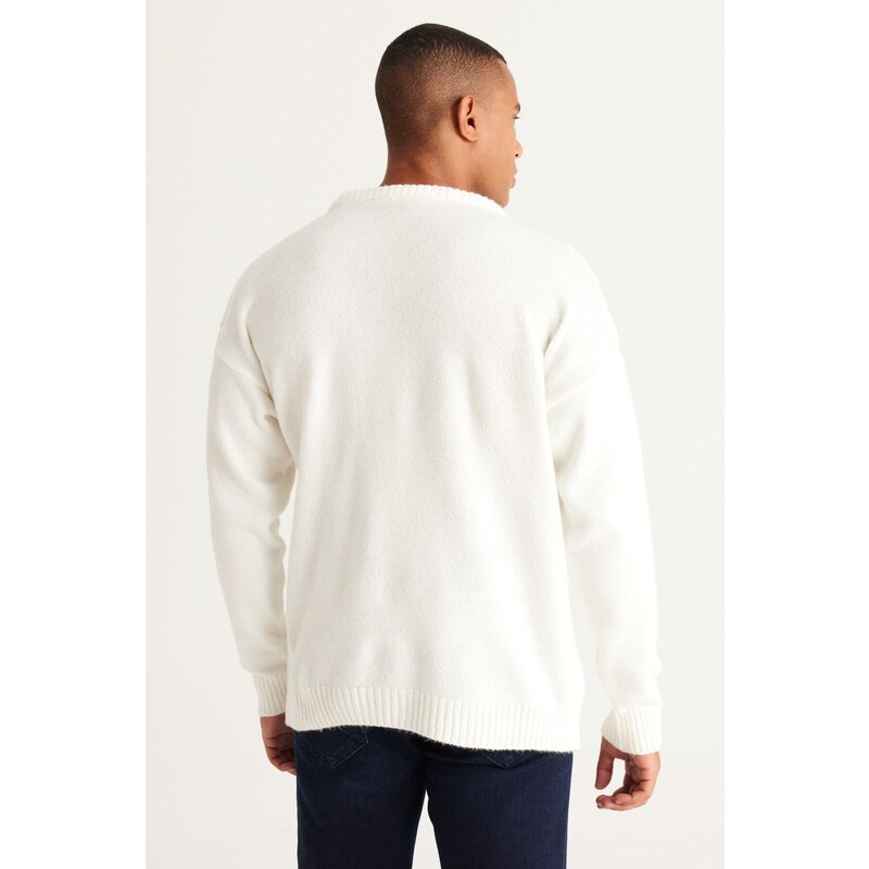 AC&Co / Altınyıldız Classics Men's Ecru Oversize Wide Cut Crew Neck Patterned Soft Textured Knitwear Sweater