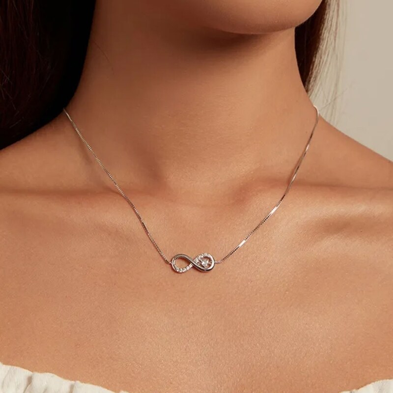 GRACE Silver Jewellery Stříbrný náhrdelník se zirkony Nekonečno - stříbro 925/1000