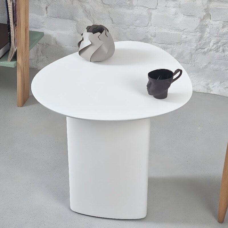 Béžový lakovaný odkládací stolek RAGABA CELLS 50 x 50 cm