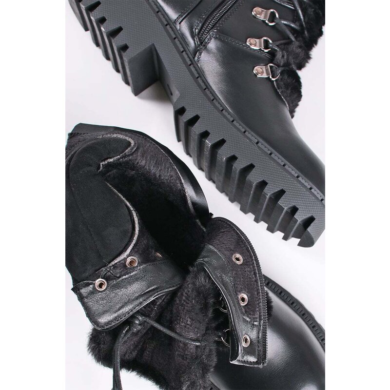 Ideal Černé šněrovací kotníkové boty Vally
