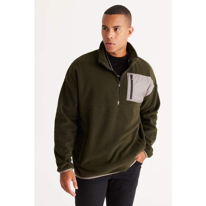 AC&Co / Altınyıldız Classics Men's Khaki Oversize Wide Cut High Bato Collar Pocket Detailed Zippered Cold Proof Fleece Sweatshirt