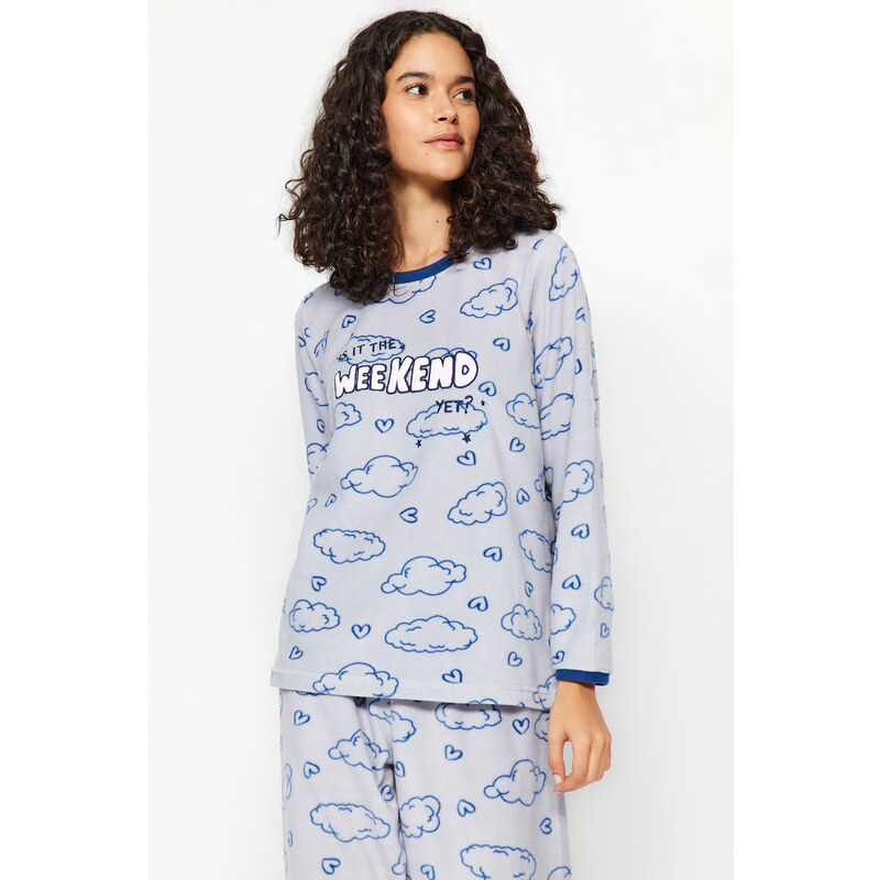 Trendyol Gray Fleece Cloud and Heart Patterned Tshirt-Pants Knitted Pajamas Set