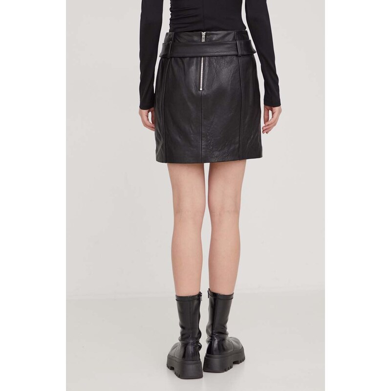 Kožená sukně HUGO černá barva, mini