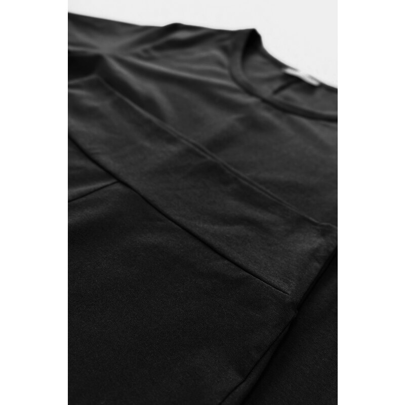 Gorteks Pohodlné dvoudílné pyžamo: kraťasy a černé tričko - černé