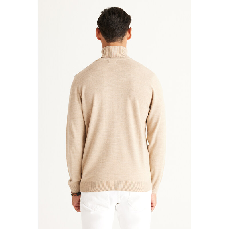 ALTINYILDIZ CLASSICS Men's Beige Standard Fit Normal Cut Anti-Pilling Full Turtleneck Knitwear Sweater.