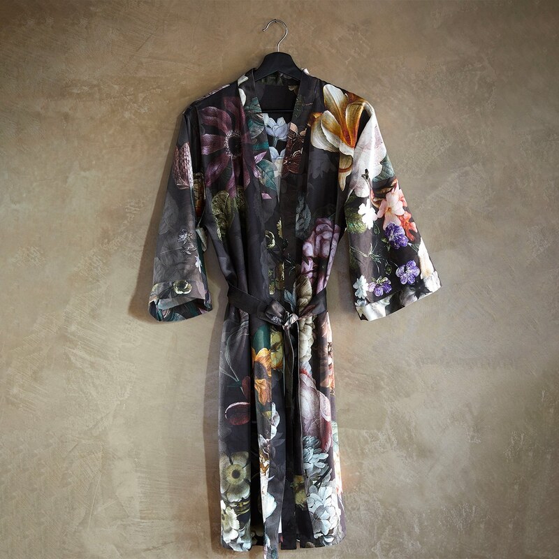 ESSENZA Saténové kimono Sarai Fleur Festive L