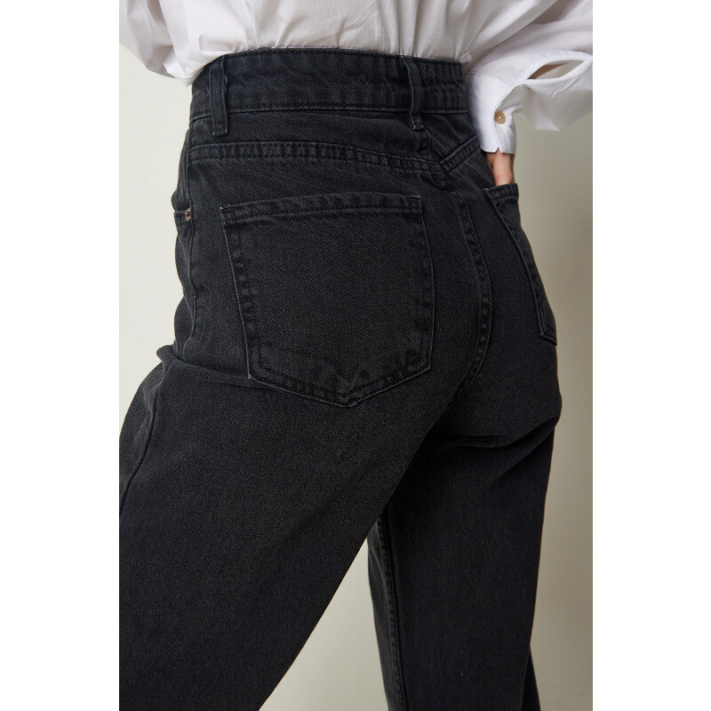 Happiness İstanbul Dámské černé džínové kalhoty s vysokým pasem a rovnými nohavicemi