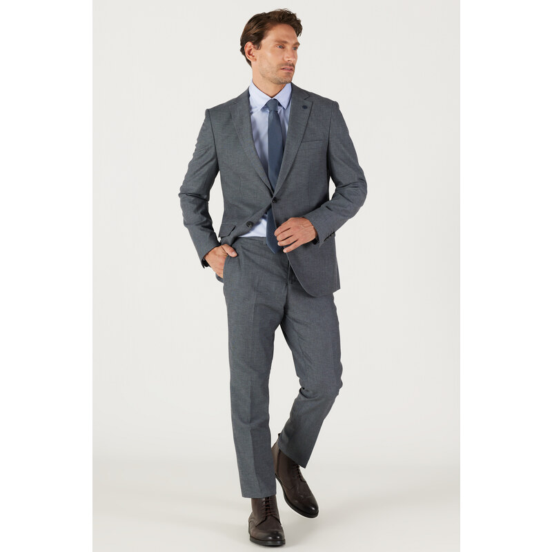 ALTINYILDIZ CLASSICS Men's Anthracite Slim Fit Slim Fit Monocollar Dobby Classical Suit.