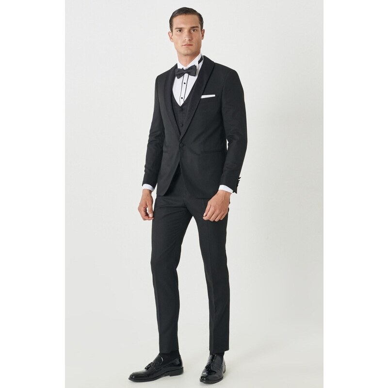 ALTINYILDIZ CLASSICS Men's Black Extra Slim Fit Slim Fit Dovetail Collar Patterned Vest Tuxedo Suit.
