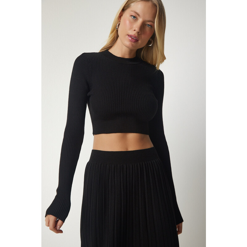 Happiness İstanbul Women's Black Ribbed Knitwear Crop Skirt Suit