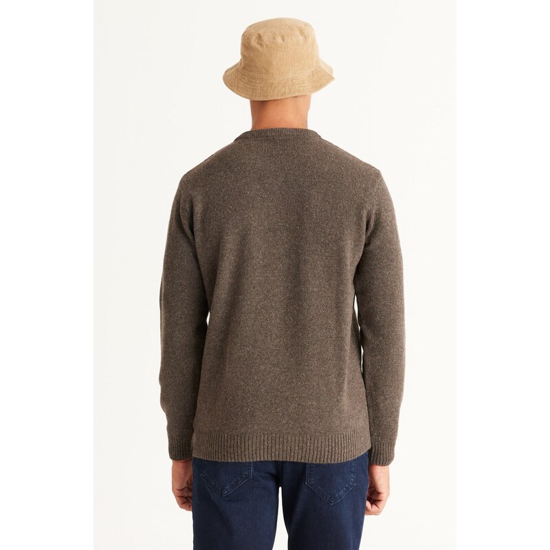 AC&Co / Altınyıldız Classics Men's Brown Standard Fit Regular Cut Crew Neck Jacquard Knitwear Sweater