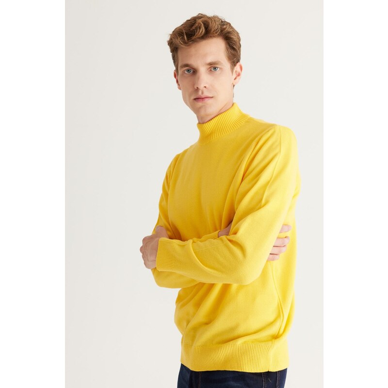 ALTINYILDIZ CLASSICS Men's Yellow Anti-Pilling Standard Fit Normal Cut Half Turtleneck Knitwear Sweater.