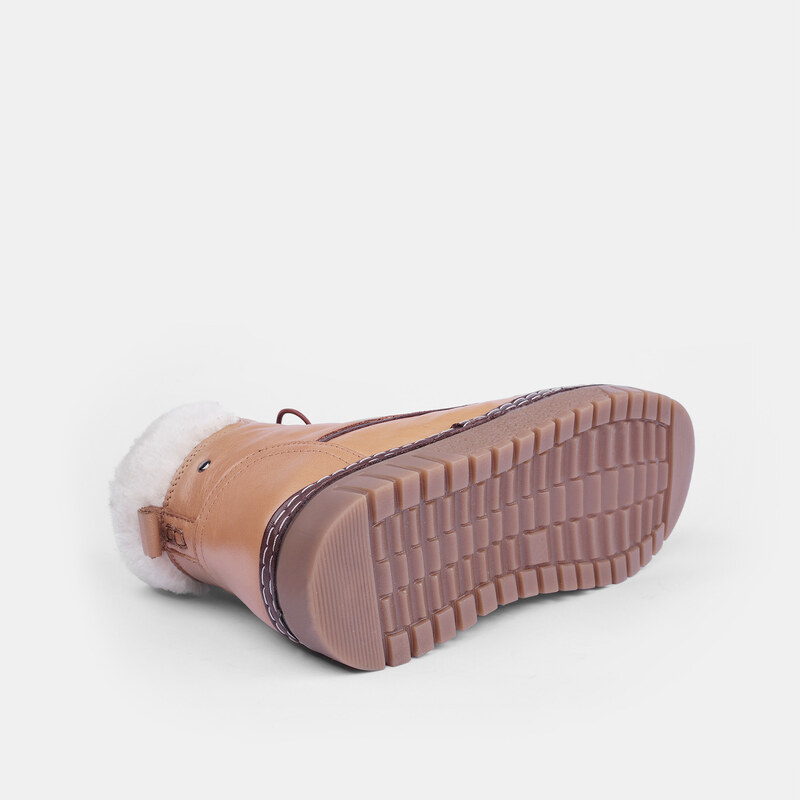 BAŤA Kožené dámské kotníkové boty s flexibilní podešví a textilním kožíškem uvnitř