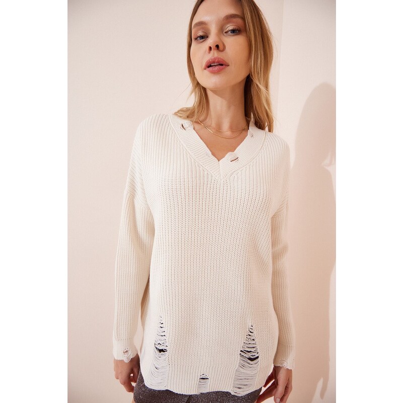 Happiness İstanbul Women's Cream V-Neck Ripped Detail Knitwear Sweater