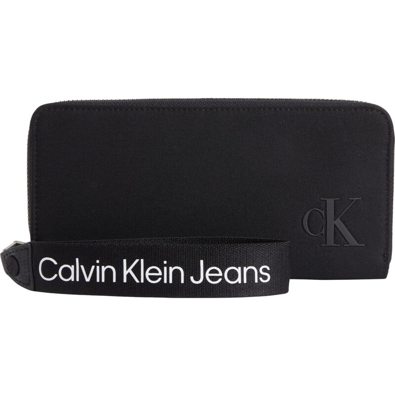 Calvin Klein Jeans Woman's Wallet 8720108730648