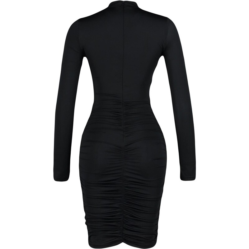 Trendyol černé vypasované pletené elegantní večerní šaty s vysokým výstřihem