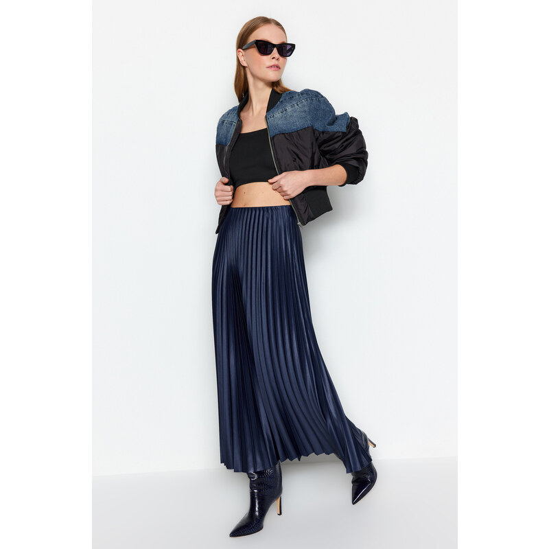 Trendyol Navy Blue Pleated Maxi Knitted Skirt