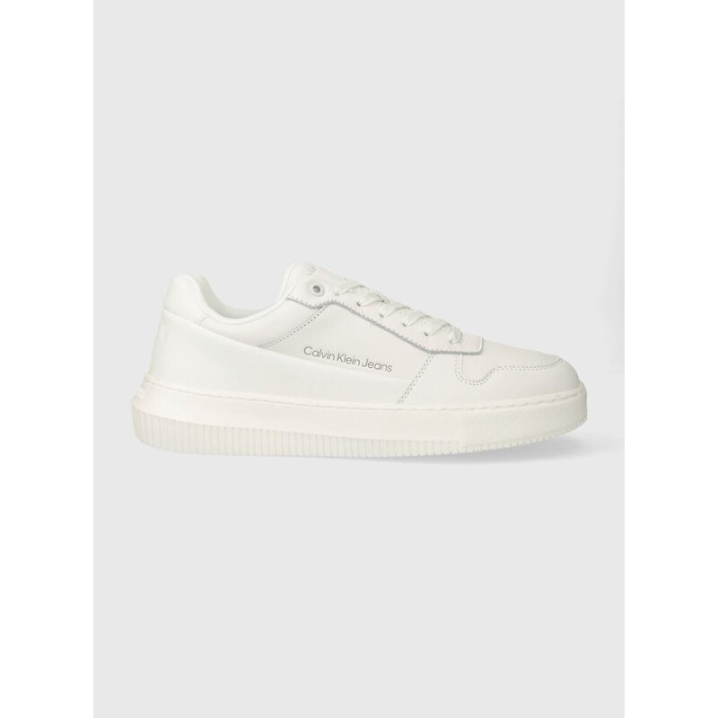 Sneakers boty Calvin Klein Jeans CHUNKY CUPSOLE LOW LTH IN SAT bílá barva, YM0YM00873