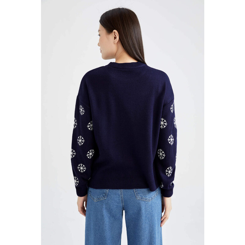 DEFACTO Regular Fit Christmas Themed Crew Neck Pullover