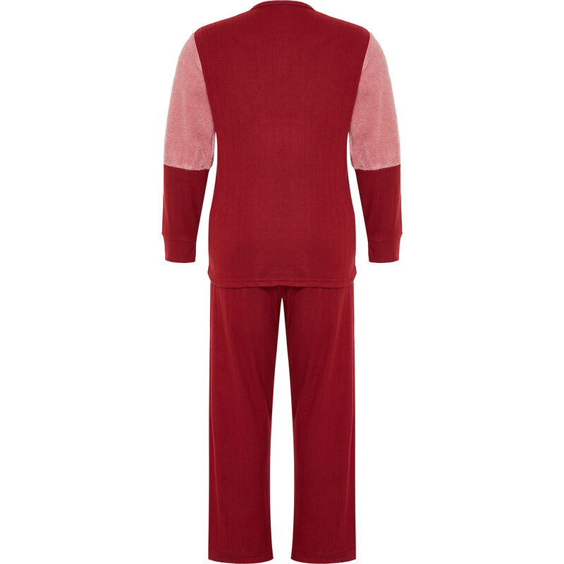 Trendyol Curve Burgundy Plush Detailed Knitted Pajamas Set