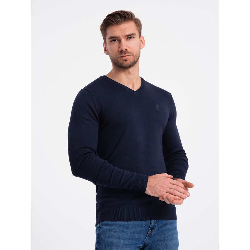 Ombre Clothing Elegantní pánský svetr s výstřihem - tmavě modrý V22 OM-SWBS-0107