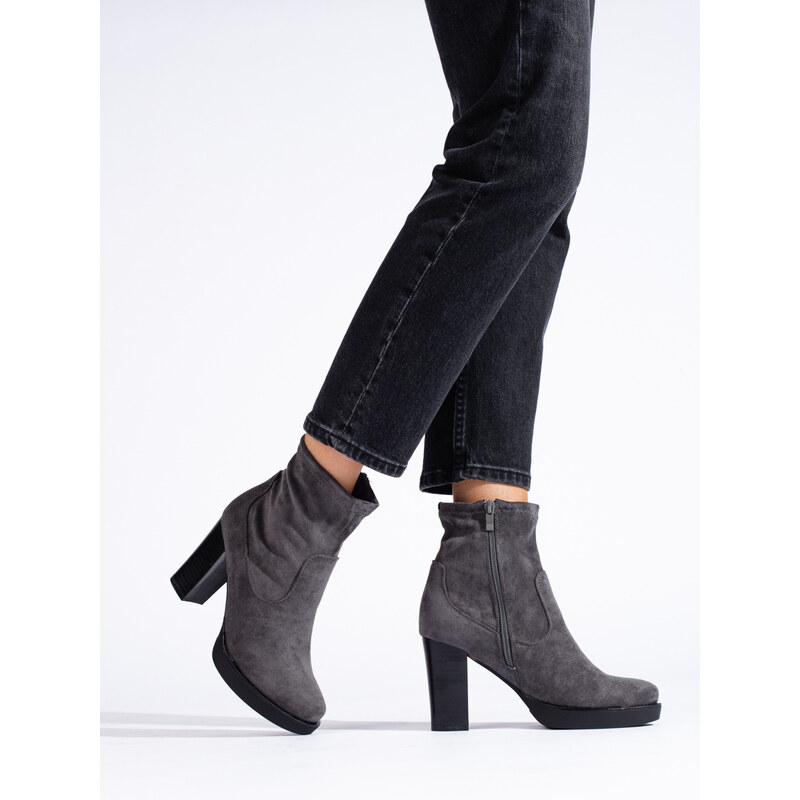 DASZYŃSKI Originální šedo-stříbrné kotníčkové boty dámské na širokém podpatku
