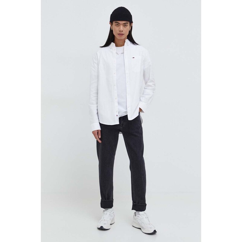 Košile Tommy Jeans bílá barva, regular, s límečkem button-down