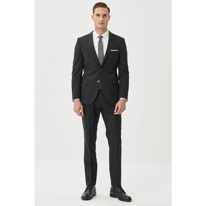 ALTINYILDIZ CLASSICS Men's Black Slim Fit Slim Fit Monocollar Suit.