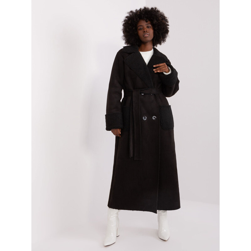 Fashionhunters Černý zimní kabát z ovčí kůže s kapsami