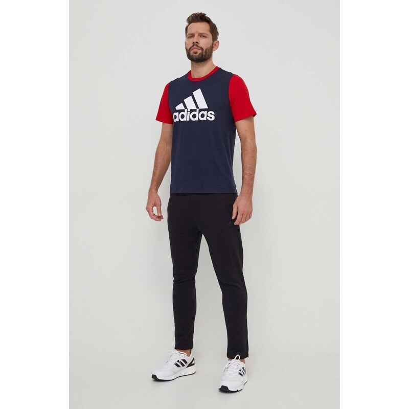 Bavlněné tričko adidas tmavomodrá barva, s potiskem, IL5660