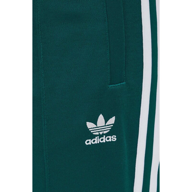 Tepláky adidas Originals zelená barva, s aplikací, IP0628