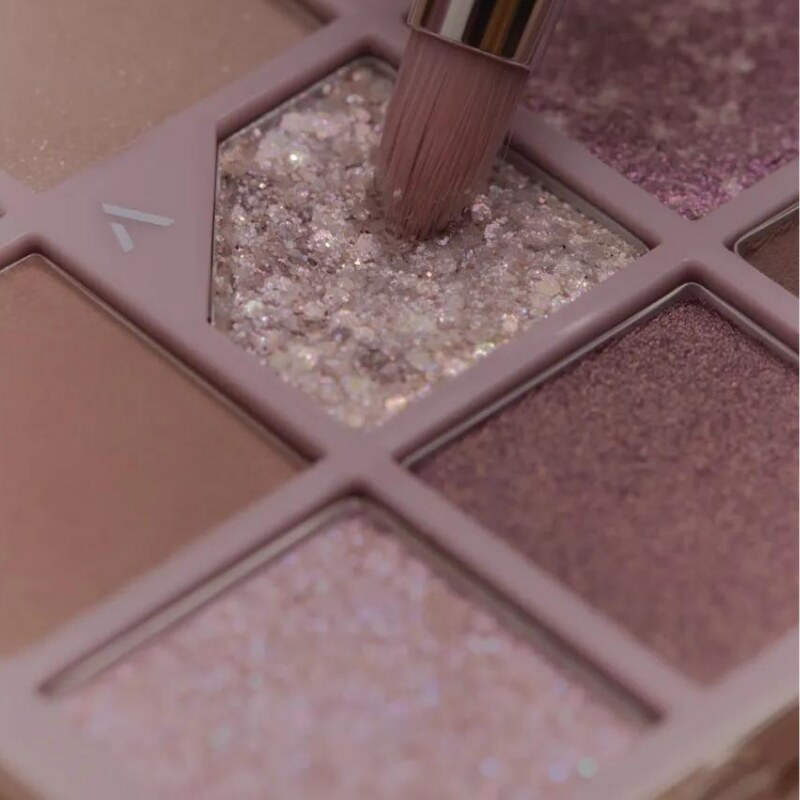 Unleashia Glitterpedia Eye Palette 4 All of Lavender Fog Paleta veganských očních stínů 6,6 g