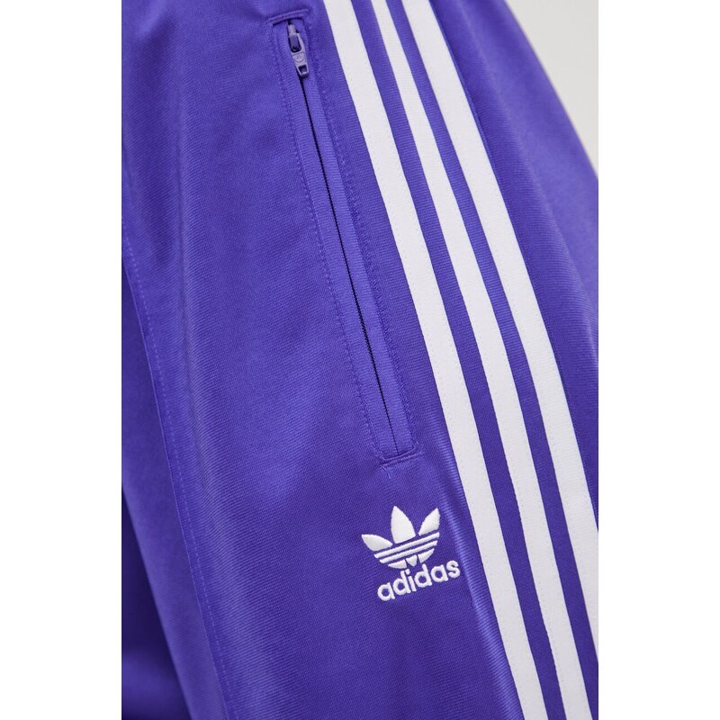 Tepláky adidas Originals fialová barva, s aplikací, IP0635