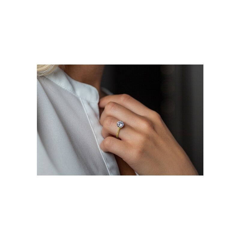 Zásnubní prsten Claire se zirkonem