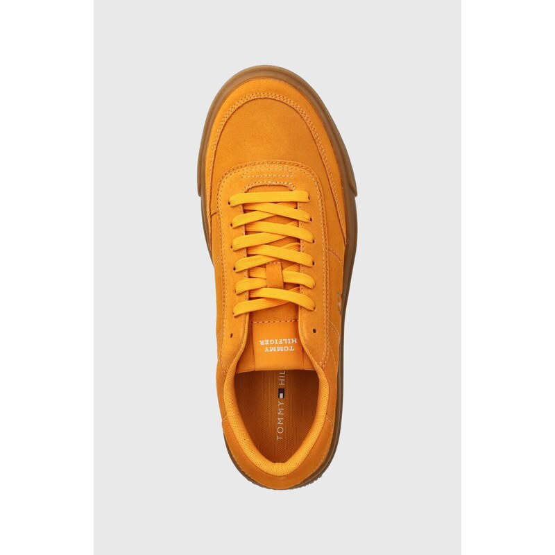 Semišové sneakers boty Tommy Hilfiger TH CUPSET SUEDE oranžová barva, FM0FM04977