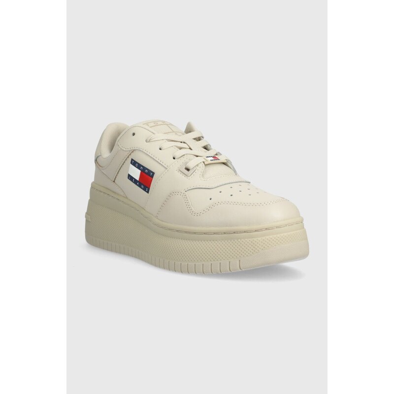 Sneakers boty Tommy Jeans TJW RETRO BASKET FLATFORM ESS béžová barva, EN0EN02506