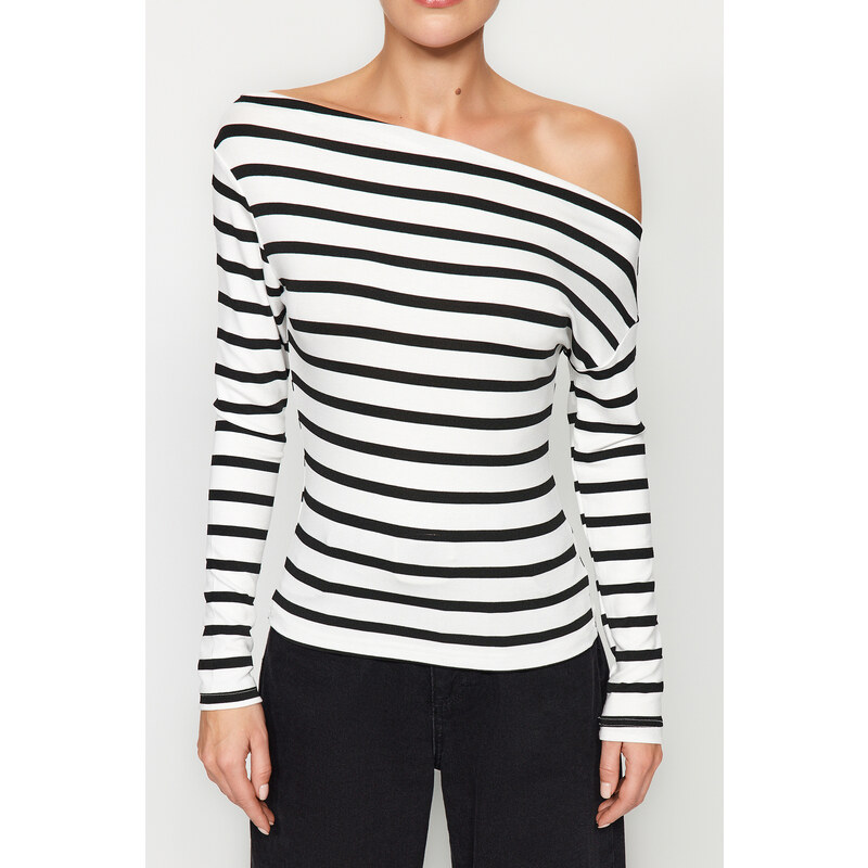 Trendyol Black and White Striped Premium Soft Fabric Fitted Boat Collar Flexible Knitted Blouse