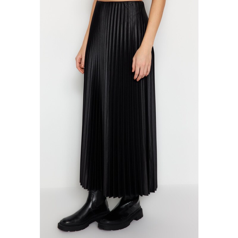 Trendyol Black Pleated Maxi Knitted Skirt